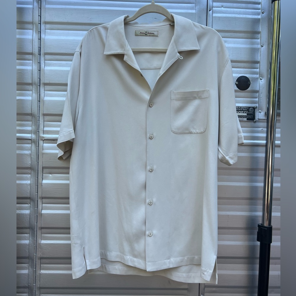 Classic cream Tommy Bahama short sleeved dress shirt